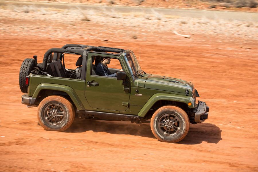  Jeep Wrangler 75th Anniversary 2016 года  (US) (фото 7 из 9)